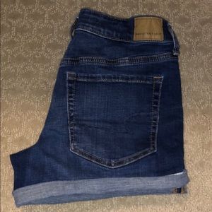 Size 6 American Eagle Shorts
